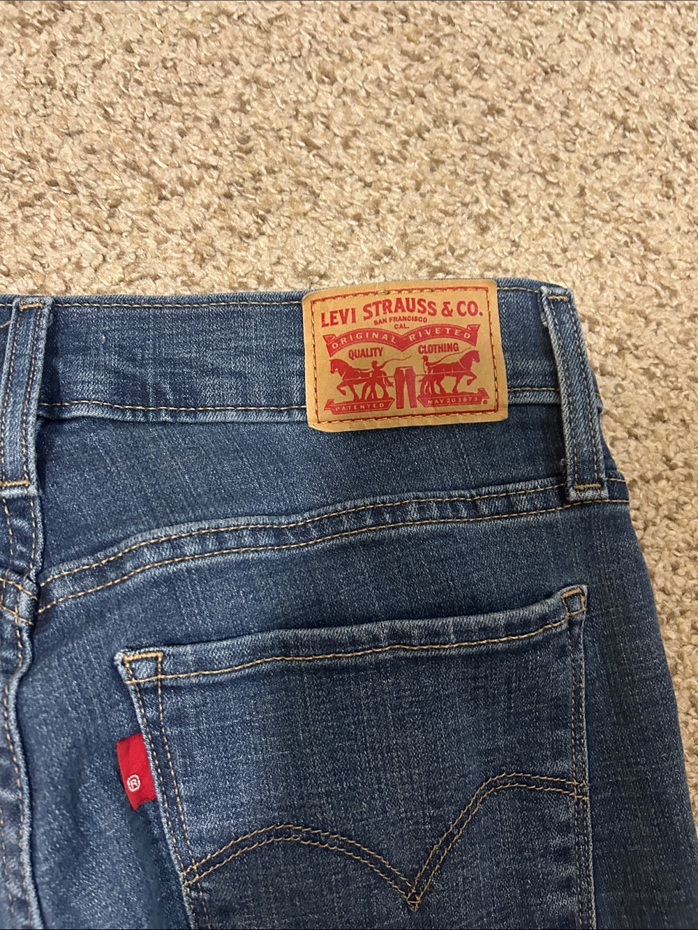 Levi’s 311 Shaping Skinny Medium Blue - Picture 7 of 10